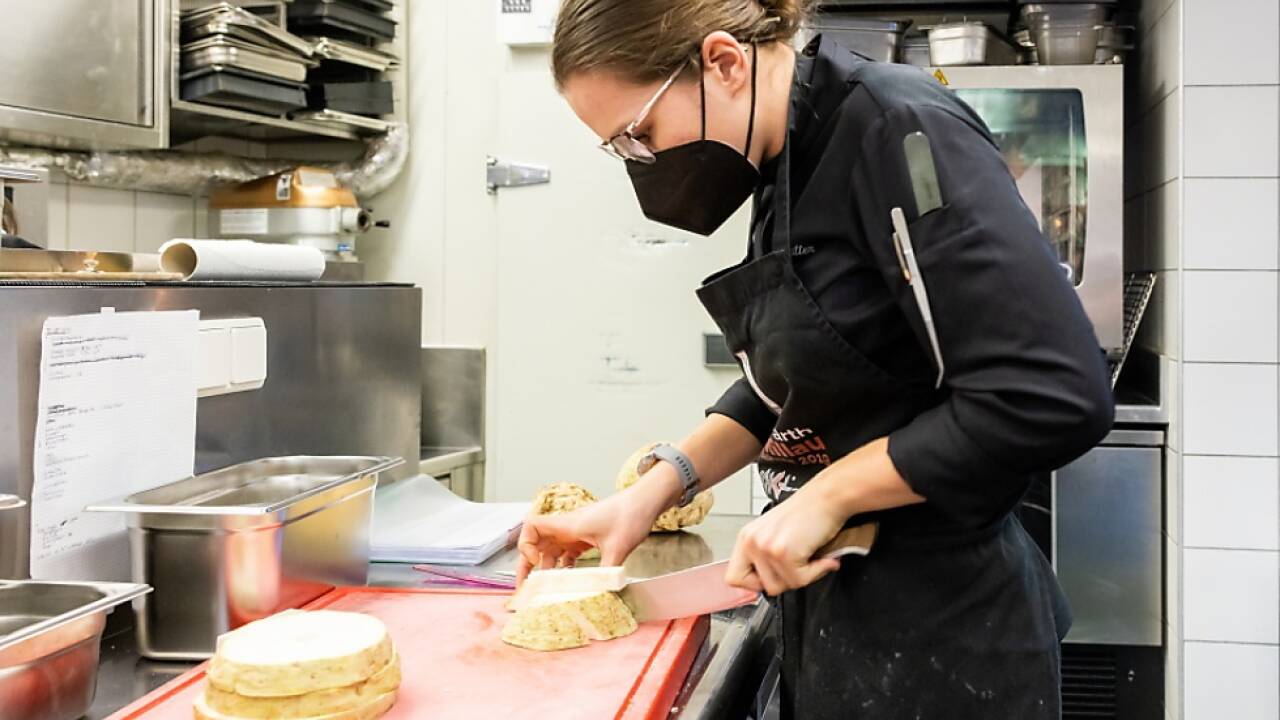 Viele Jobs im Tourismus fielen weg  Viele Jobs im Tourismus fielen weg