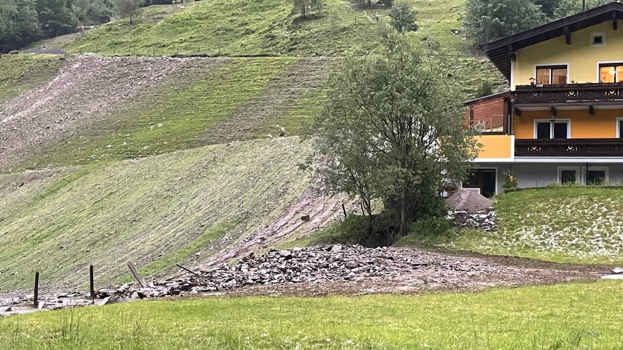Vermurungen nach Unwettern im Felbertal in Mittersill. 