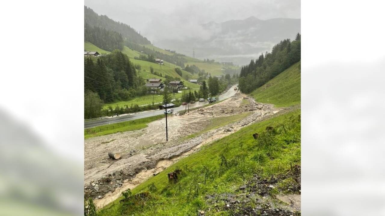 Vermurungen nach Unwettern im Felbertal in Mittersill. 