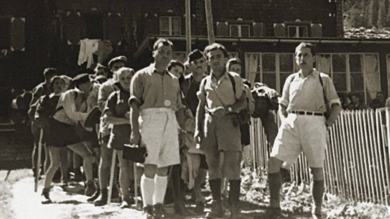 Abmarsch beim Krimmler Tauernhaus. Abmarsch beim Krimmler Tauernhaus.