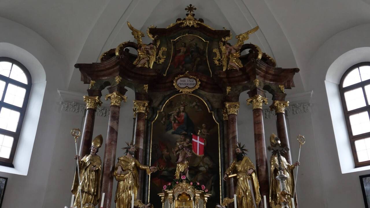 Blick ins Kircheninnere der Großarler Pfarrkirche.  