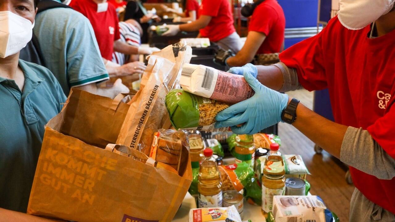 Die Sozialmärkte spüren die Folgen der Inflation stark. Die Sozialmärkte spüren die Folgen der Inflation stark.