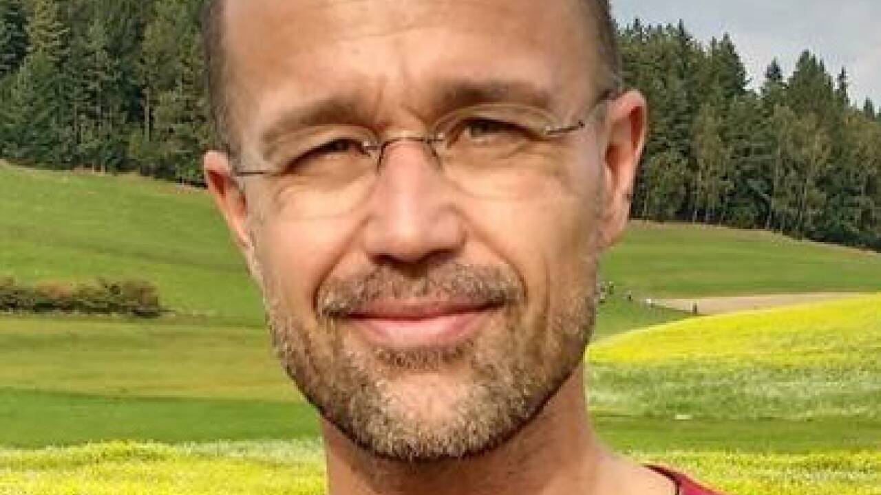 Martin Plöderl ist Suizid-Präventions-Experte in der Christian-Doppler-Klinik.  