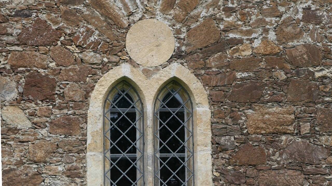 Eines der vielen kunstvollen Details der Fassade.  