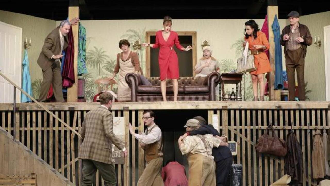 Turbulent wie eh und je geht es zu bei Peter Grubers 'Nur Ruhe!' 