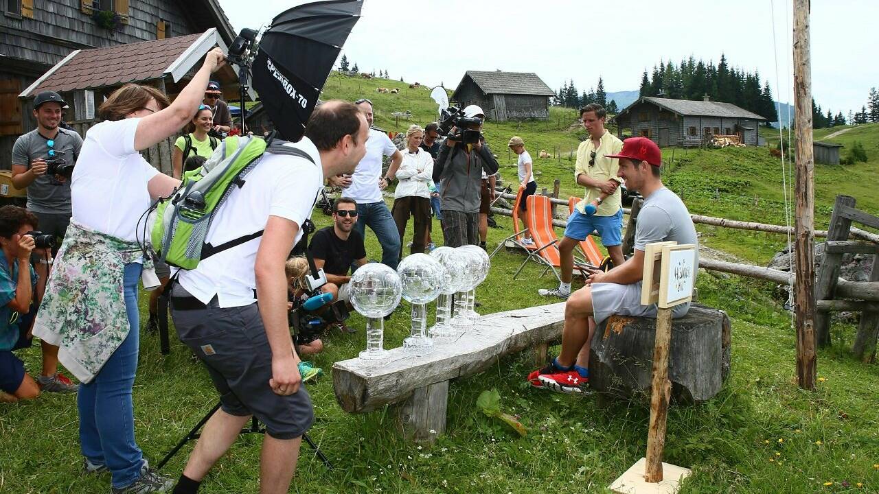 Marcel Hirscher lud auf "seiner" Stuhlalm zu Kaiserschmarrn und Talk