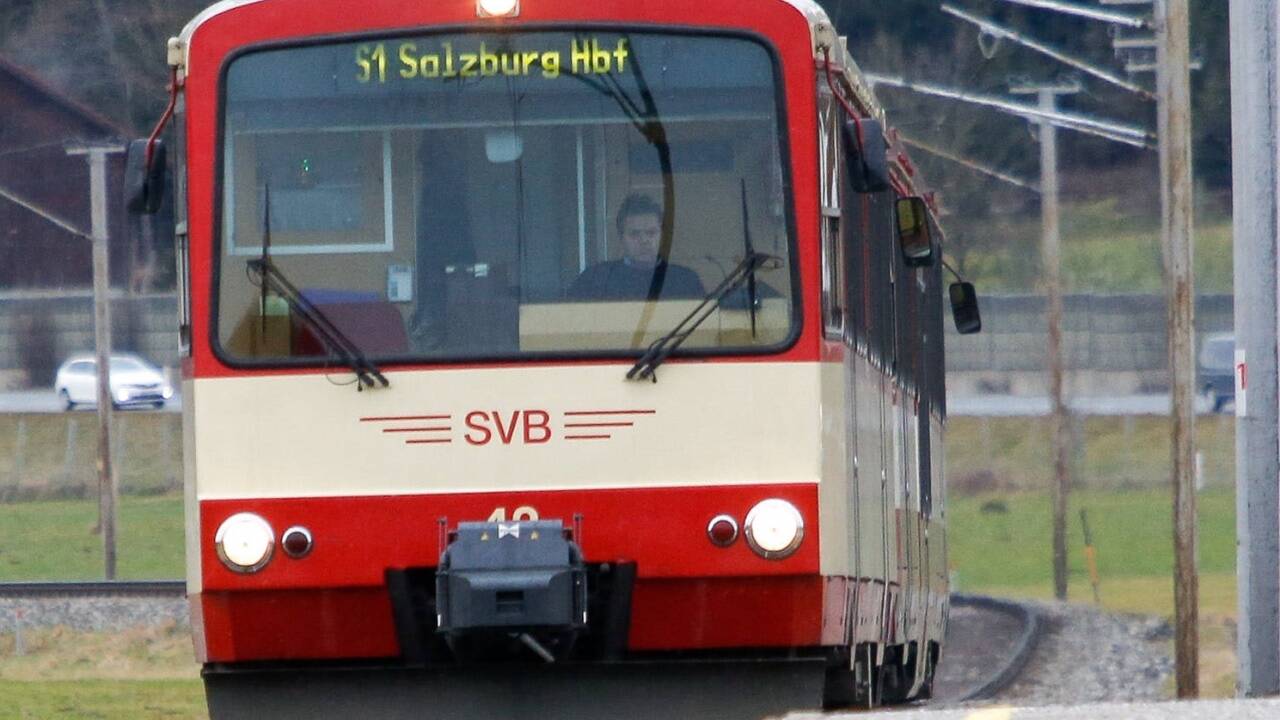 Salzburger Lokalbahn. Salzburger Lokalbahn.