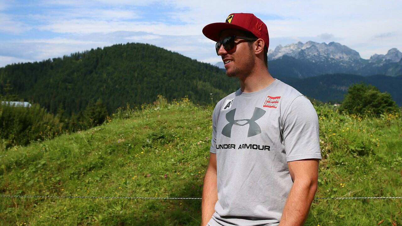 Marcel Hirscher lud auf "seiner" Stuhlalm zu Kaiserschmarrn und Talk