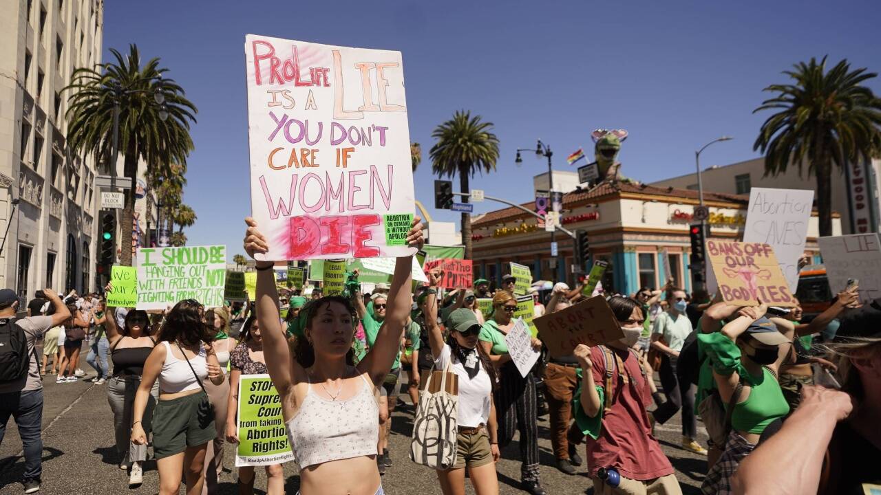 Seit Wochen wird gegen die Abtreibungsverbote in den USA protestiert – auf der Straße, aber vor allem in den sozialen Medien.  Seit Wochen wird gegen die Abtreibungsverbote in den USA protestiert – auf der Straße, aber vor allem in den sozialen Medien.