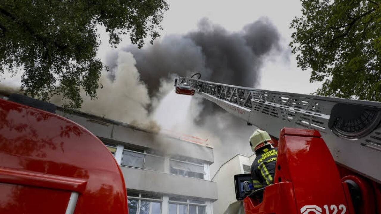 Großeinsatz in Salzburg-Lehen.Großeinsatz in Salzburg-Lehen. 