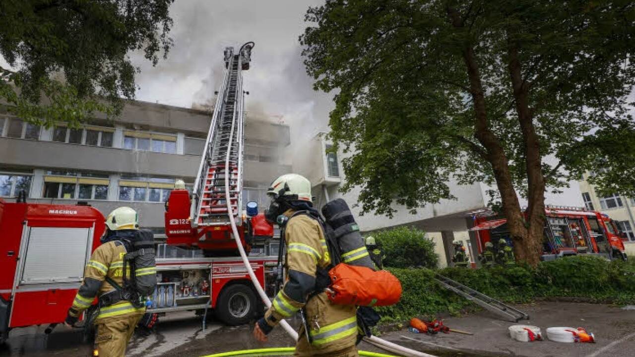 Großeinsatz in Salzburg-Lehen.Großeinsatz in Salzburg-Lehen. 