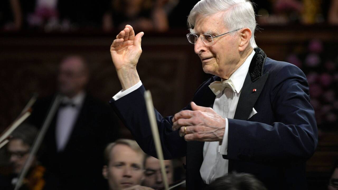 Herbert Blomstedt ist auch mit 95 Jahren hochaktiv. 