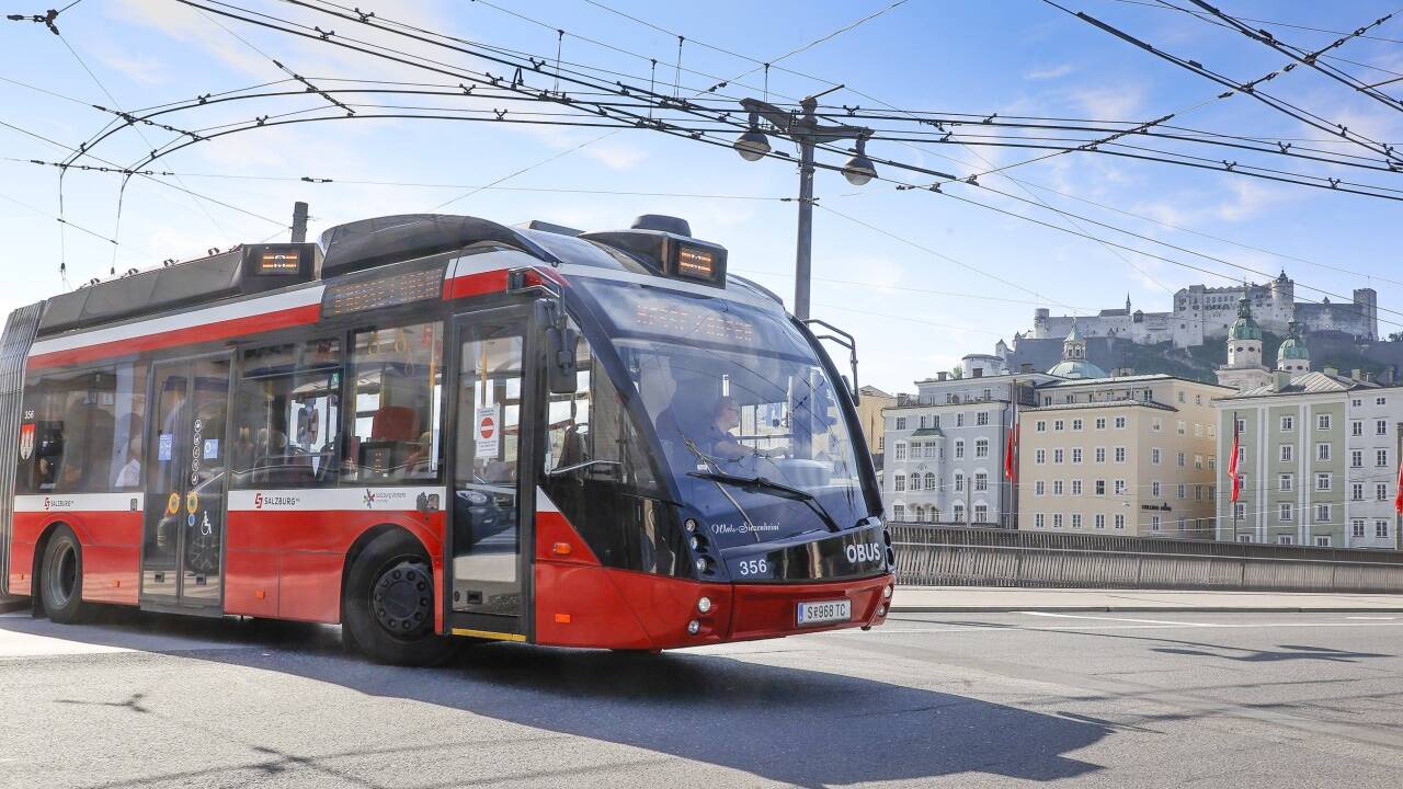 Im Sommer fahren die Busse in der Stadt Salzburg seltener. Im Sommer fahren die Busse in der Stadt Salzburg seltener.