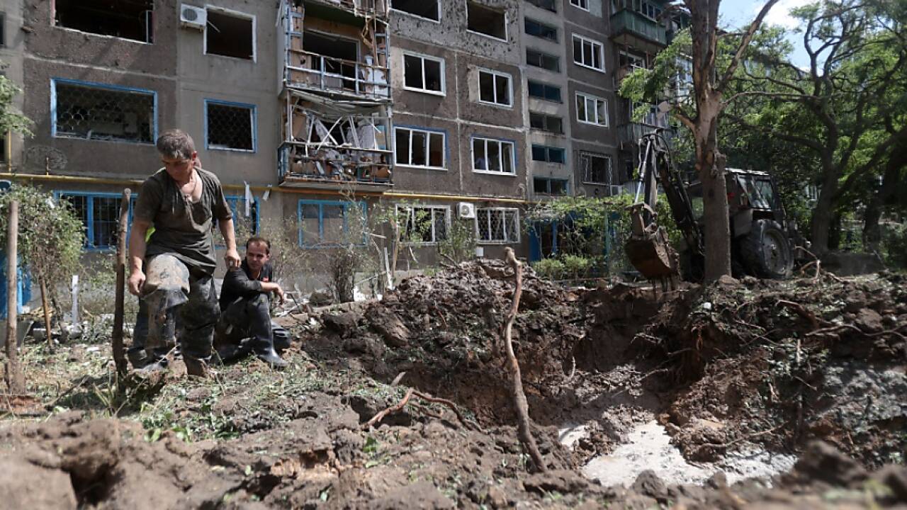 Spuren der Verwüstung in der Region Donezk 