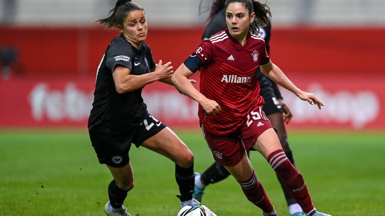 Die beste Freundin als Gegnerin: Sarah Zadrazil und Laura Feiersinger sind in der Bundesliga schon oft aufeinandergetroffen.   Die beste Freundin als Gegnerin: Sarah Zadrazil und Laura Feiersinger sind in der Bundesliga schon oft aufeinandergetroffen.