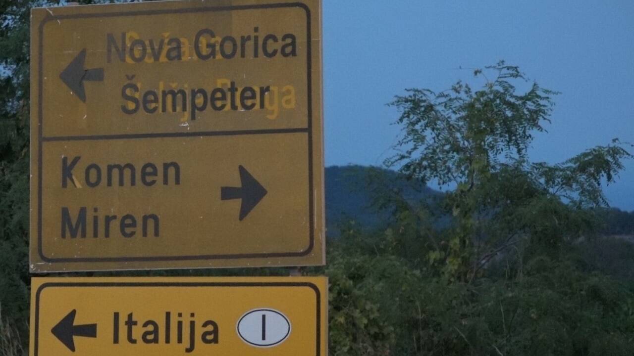 Großbrand im friulanischen Karstgebiet  Großbrand im friulanischen Karstgebiet