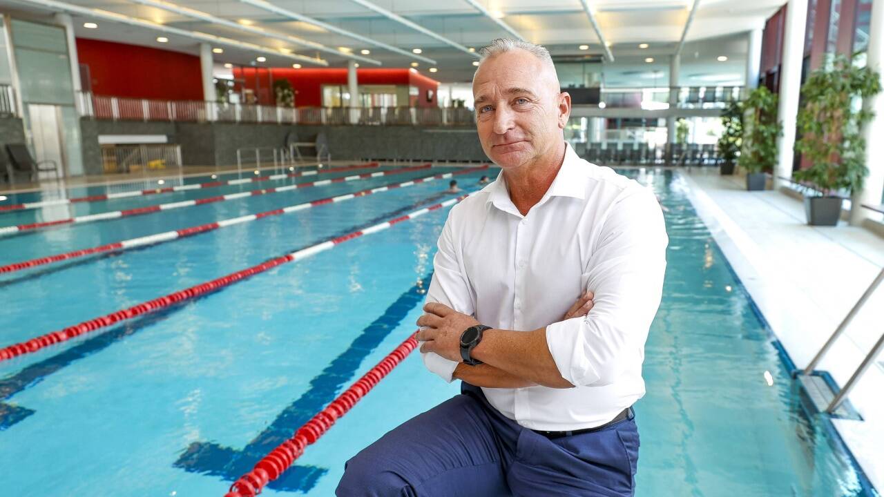 Der Chef der Rupertus-Therme, Dirk Sasse, muss sein Familienbad im Sommer schließen. Personal fehle in allen Bereichen.  Der Chef der Rupertus-Therme, Dirk Sasse, muss sein Familienbad im Sommer schließen. Personal fehle in allen Bereichen.
