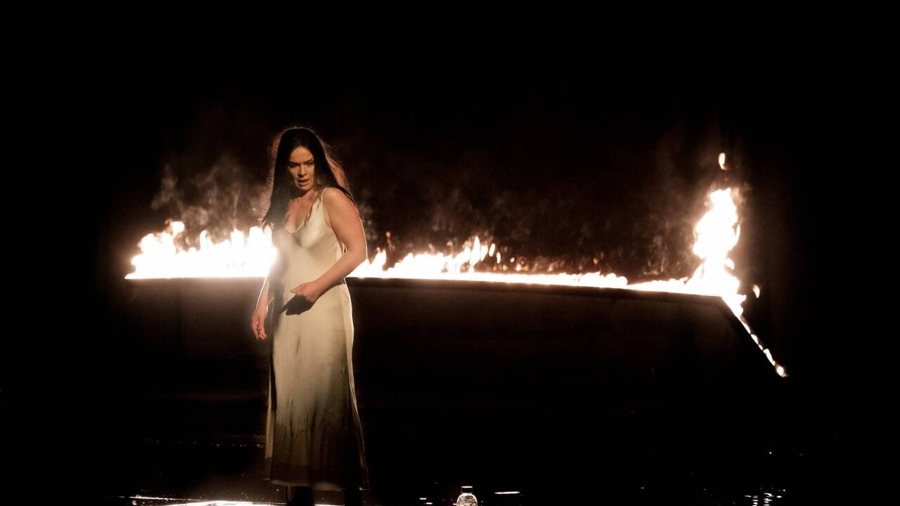 Auörinė Stundytė in „Herzog Blaubarts Burg“.  Auörinė Stundytė in „Herzog Blaubarts Burg“.