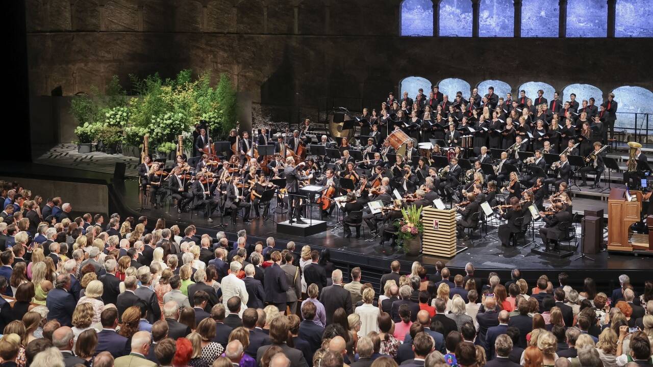 Ein Fest, trotzdem.   Ein Fest, trotzdem.