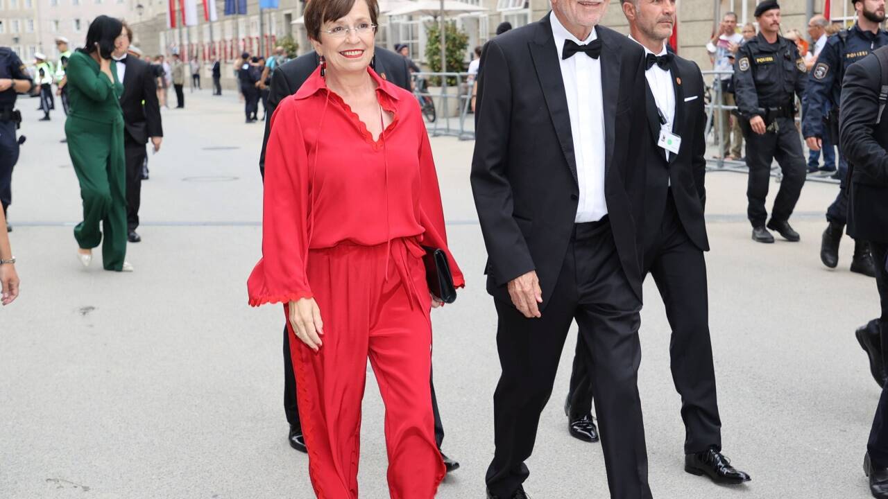 Doris Schmidauer mit Alexander Van der Bellen. Doris Schmidauer mit Alexander Van der Bellen.