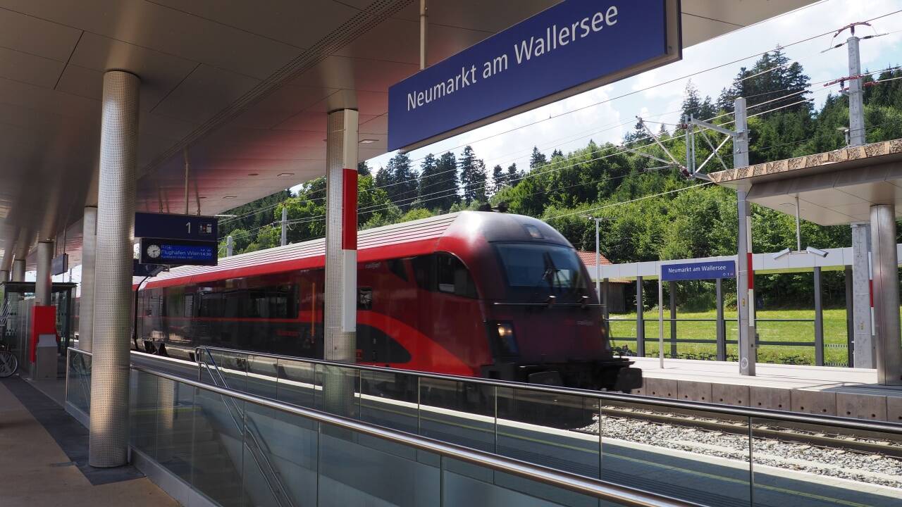 Der Bahnhof in Neumarkt wurde zu einer regionalen Verkehrsdrehscheibe ausgebaut.  
