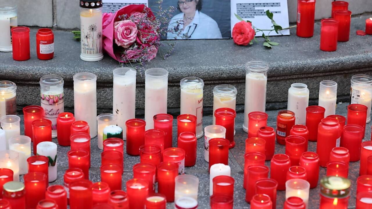In mehreren Städten gab es Gedenkveranstaltungen für Kellermayr 