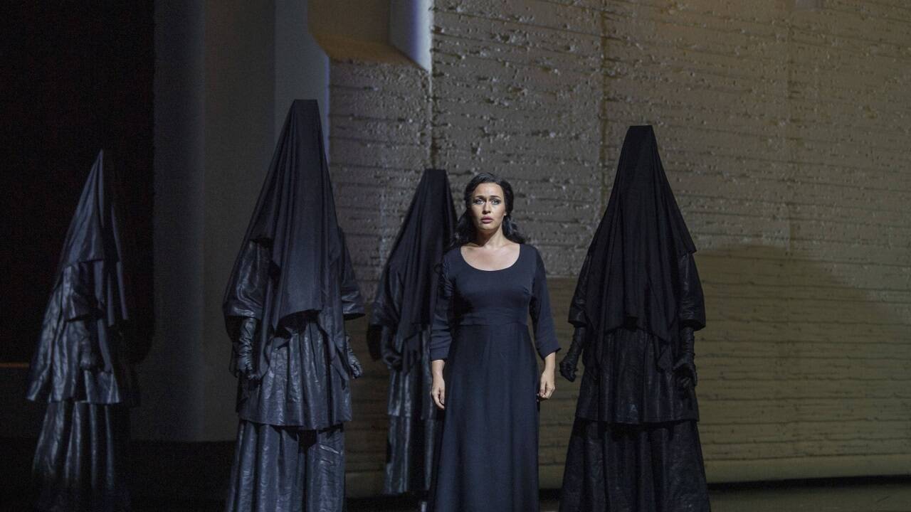 Elena Stikhina (Aida), Konzertvereinigung Wiener Staatsopernchor 