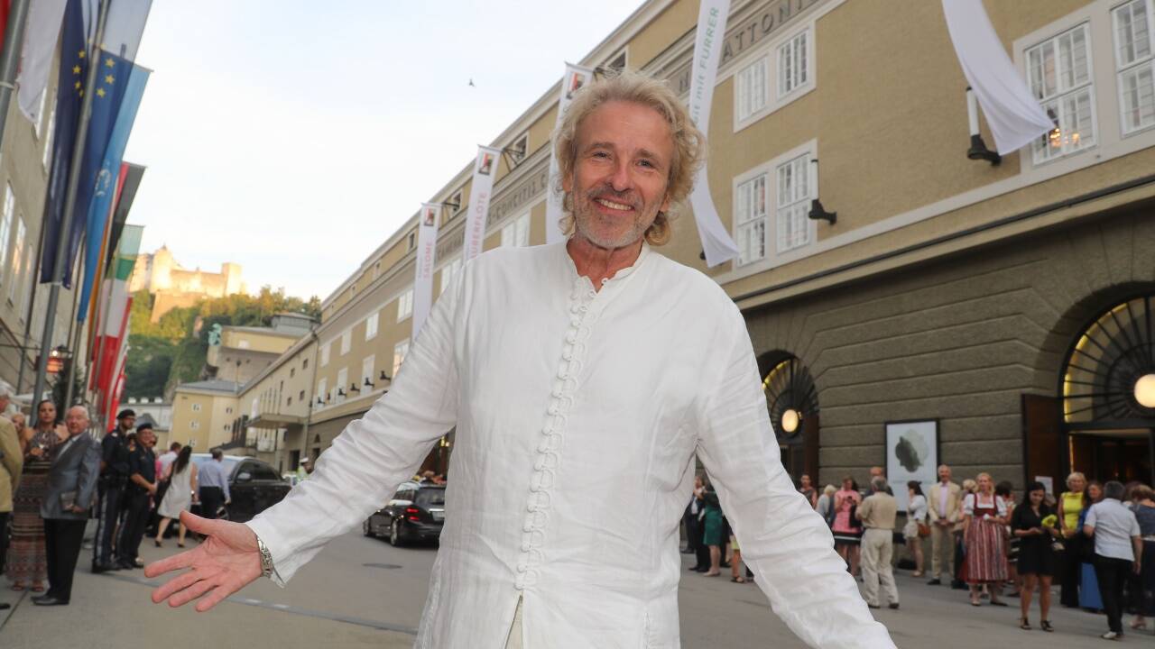 Und Thomas Gottschalk 2018 vor dem Festspielhaus. 