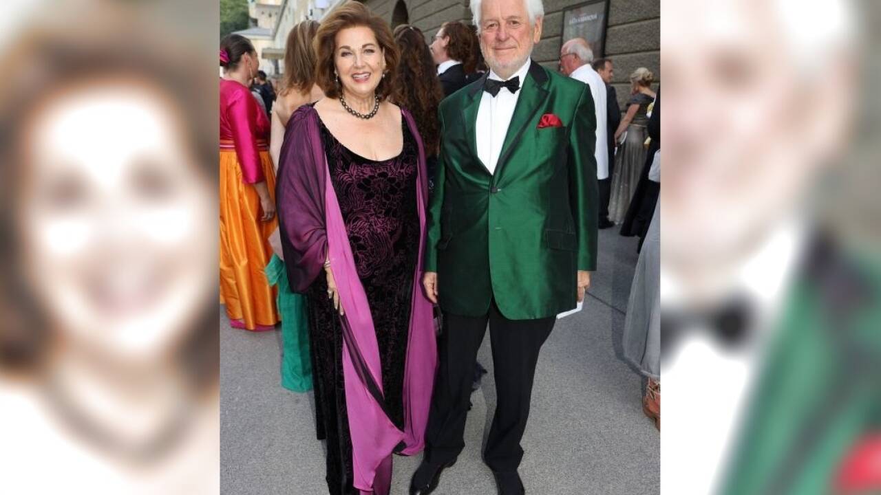 Festspiel-Protokollchefin Suzanne Harf und Wolfgang Schwarzhaupt.  