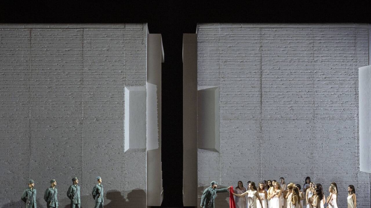 Ève-Maud Hubeaux (Amneris), Konzertvereinigung Wiener Staatsopernchor, Statisterie der Salzburger Festspiele 