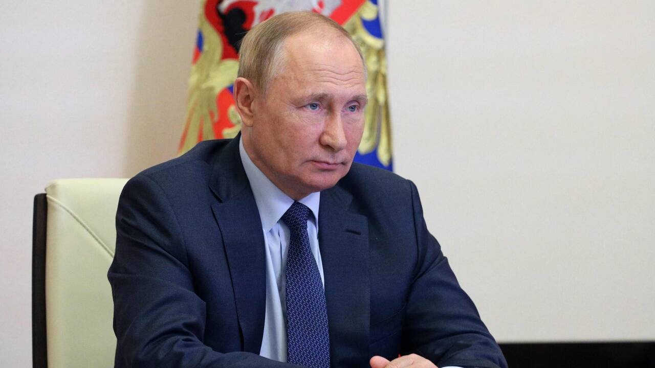 Wladimir Putin brach das Budapester Memorandum erstmals 2014 mit der Annexion der Krim. Wladimir Putin brach das Budapester Memorandum erstmals 2014 mit der Annexion der Krim.