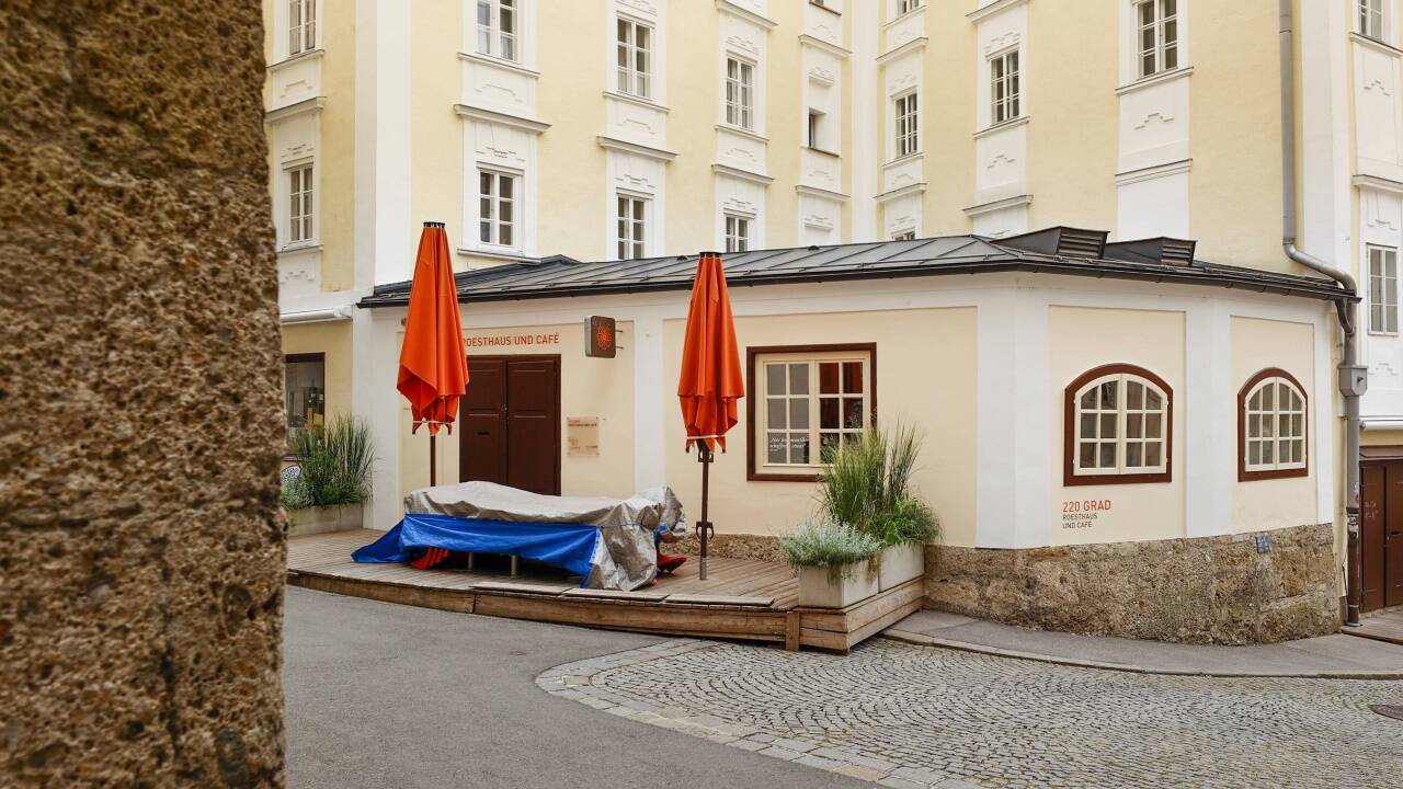 Das 220 Grad in der Chiemseegasse neben dem Chiemseehof – im Bild an einem Ruhetag – schließt mit Jahresende.  