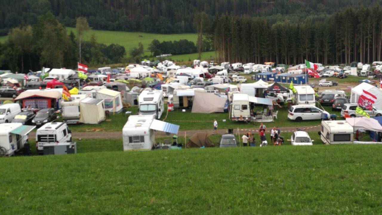 Der Campingplatz von Camping Pink in der Nähe des Red Bull Rings in Spielberg 