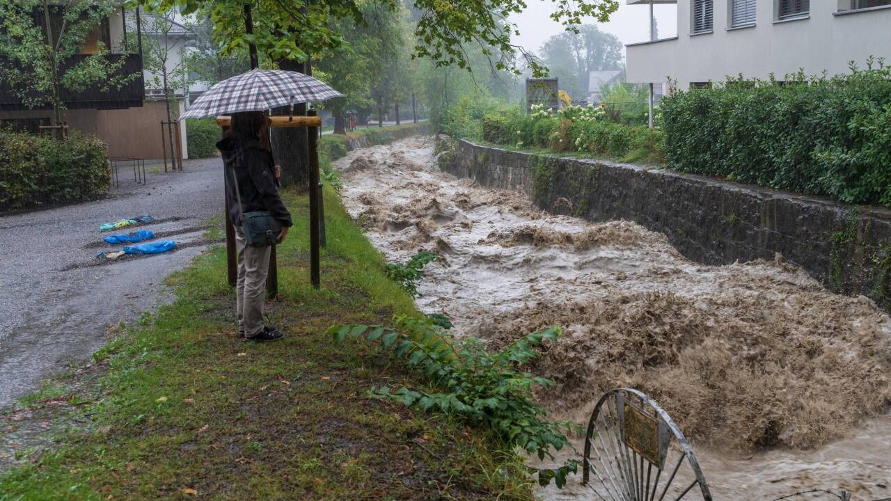 Anhaltende intensive Niederschläge haben in Vorarlberg am Freitag zu Überschwemmungen und Vermurungen gesorgt.  Anhaltende intensive Niederschläge haben in Vorarlberg am Freitag zu Überschwemmungen und Vermurungen gesorgt.