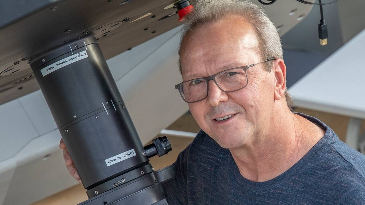 Der Salzburger Astrofotograf Rochus Hess von der Arbeitsgruppe für Astronomie am Haus der Natur. 