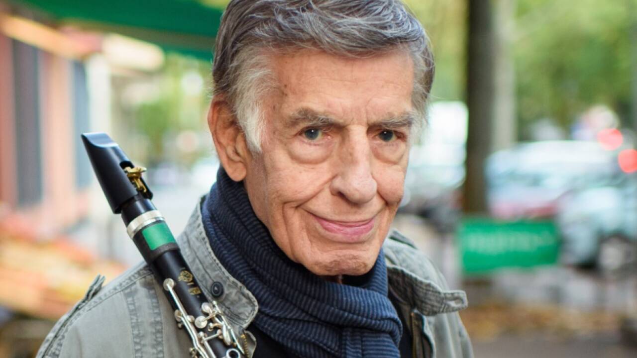 Der deutsche Jazzmusiker Rolf Kühn ist vor wenigen Tagen gestorben 