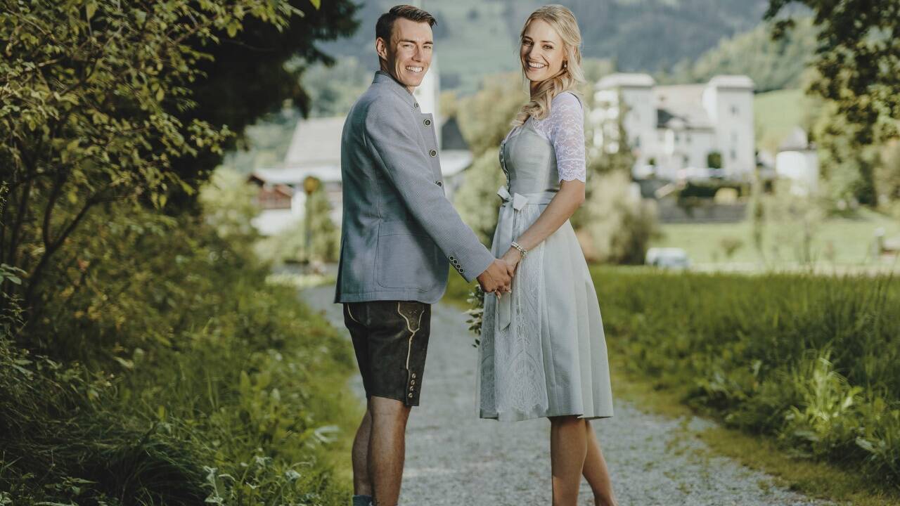 Das glückliche Paar: Stefan Kraft mit seiner frisch angetrauten Marisa.  