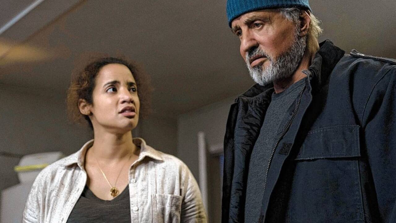 ... seiner Mutter Isabelle (Dascha Polanco). 