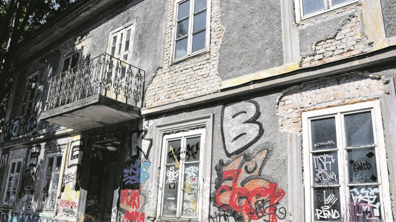 Verlassenes Haus in Lehen. 