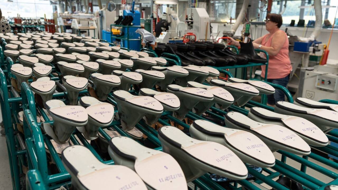 Einblicke in die Schuhfabrik. 