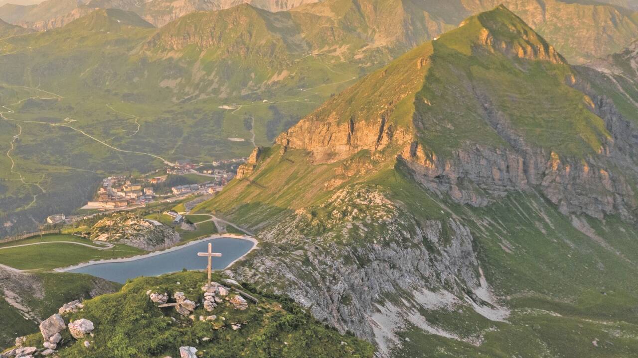 Höhenlage, Temperatur und spektakuläre Landschaft sind Trümpfe im wachsenden Sommerangebot des TVB Obertauern unter Mario Siedler. 