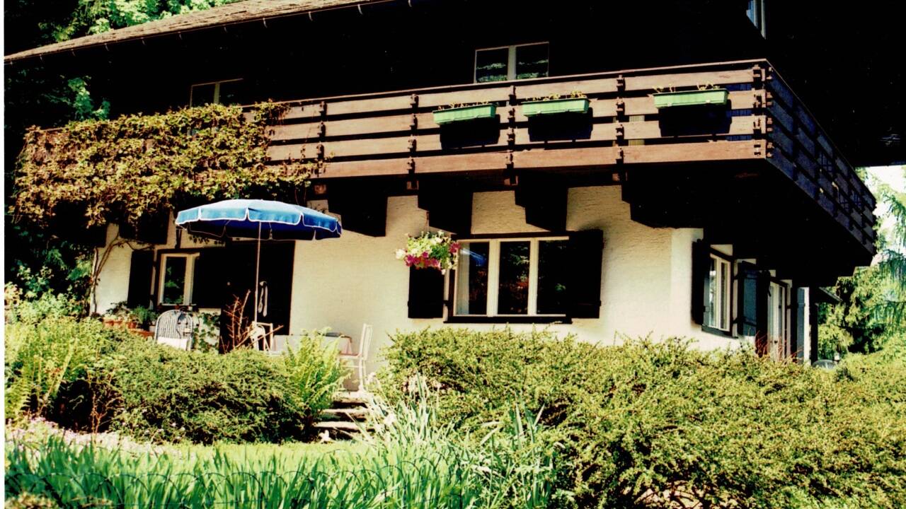 Haus Loritz oder „Villa Waldruh“ am Wolfgangsee. 