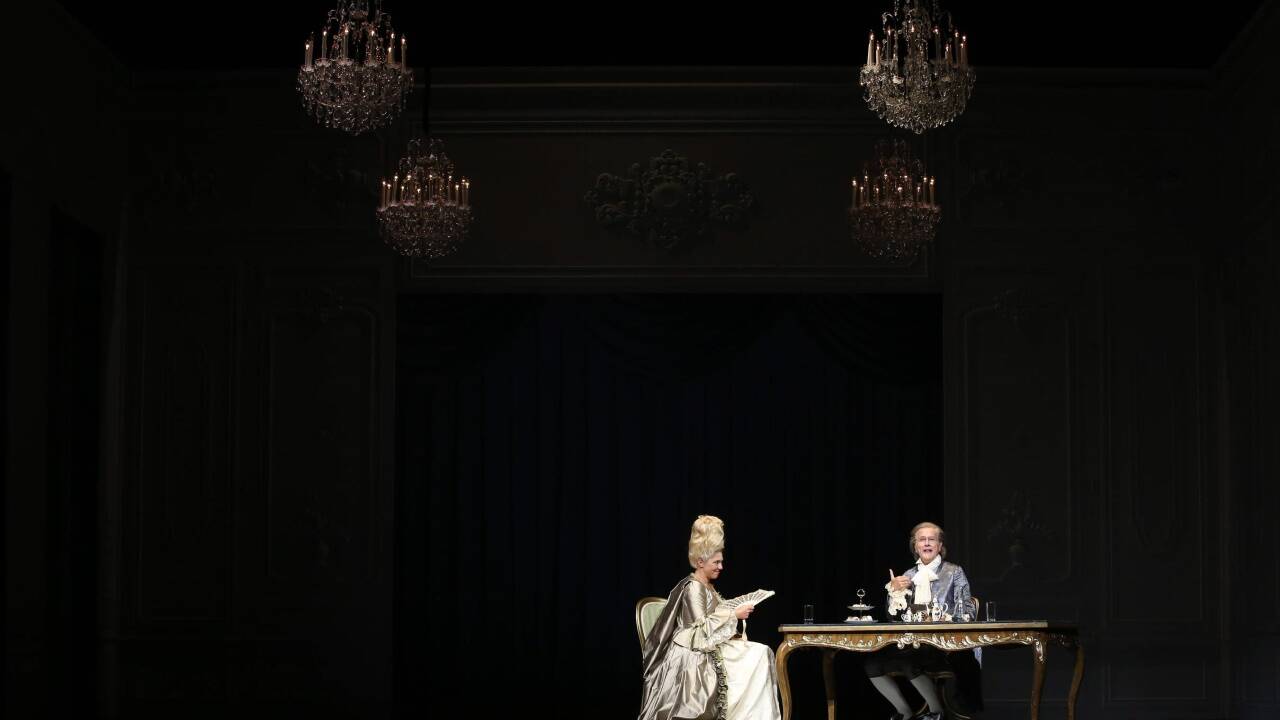 Szene aus „Die Dubarry“ an der Volksoper Wien 