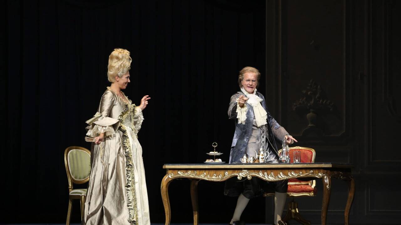 Szene aus „Die Dubarry“ an der Volksoper Wien 