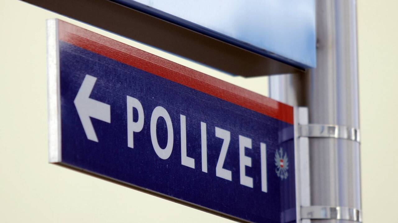 Die Polizei nahm den Verdächtigen fest. 