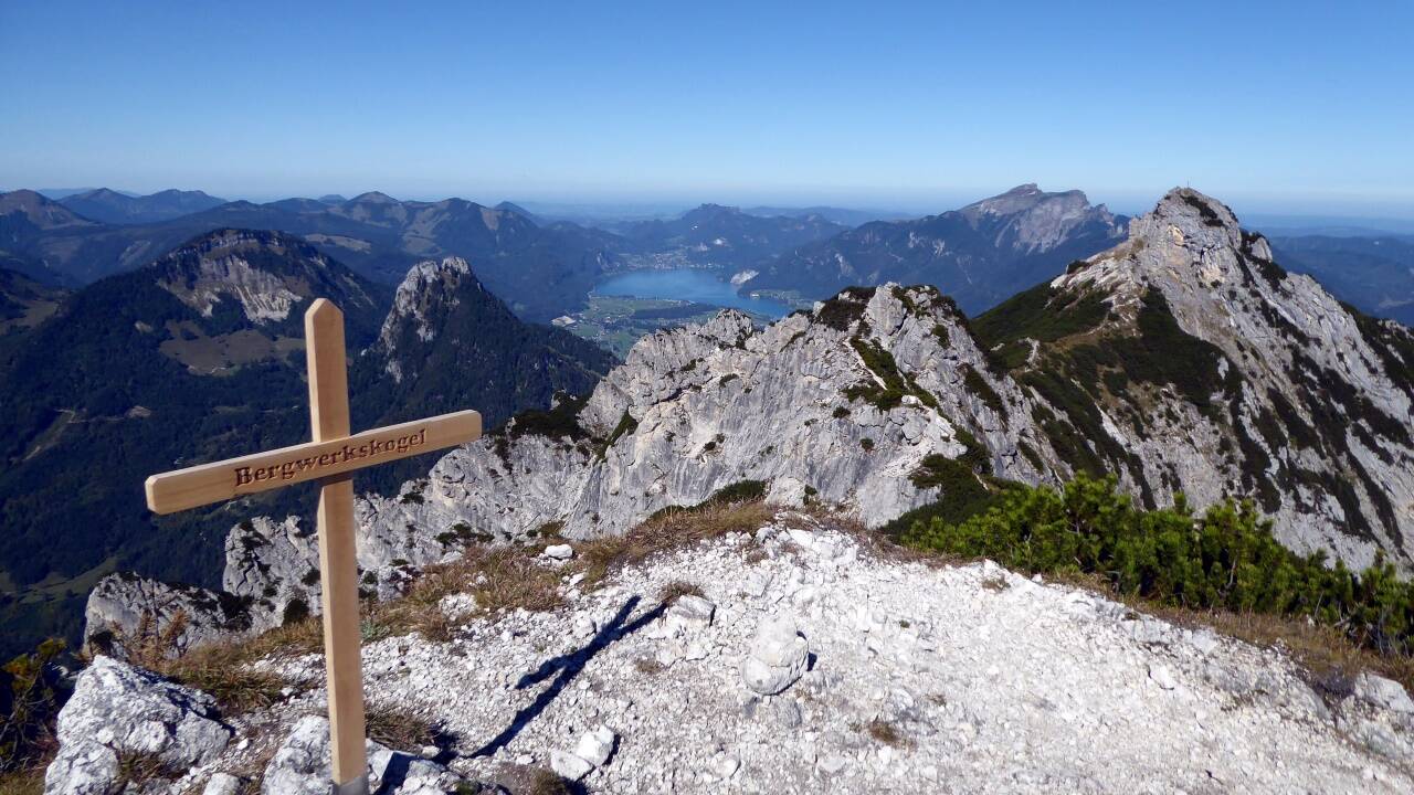 Zwischenstopp auf dem Bergwerkskogel, das nächste Ziel ist der Rettenkogel (rechts im Bild).  