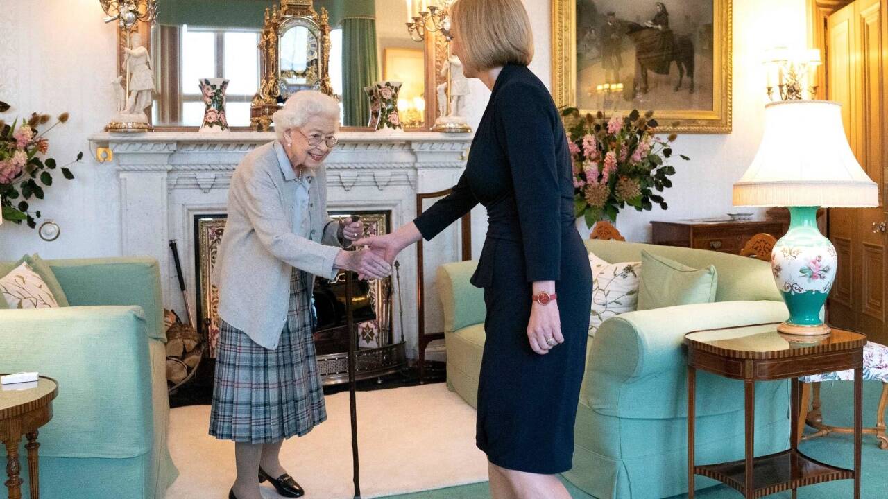 Queen Elizabeth hatte noch am Dienstag Liz Truss mit der Regierungsbildung beauftragt. 