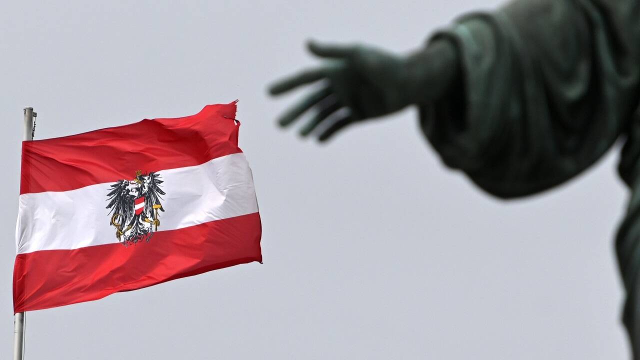 Unserem Land sind die identitätsstiftenden Merkmale abhandengekommen. Warum eigentlich? Unserem Land sind die identitätsstiftenden Merkmale abhandengekommen. Warum eigentlich?