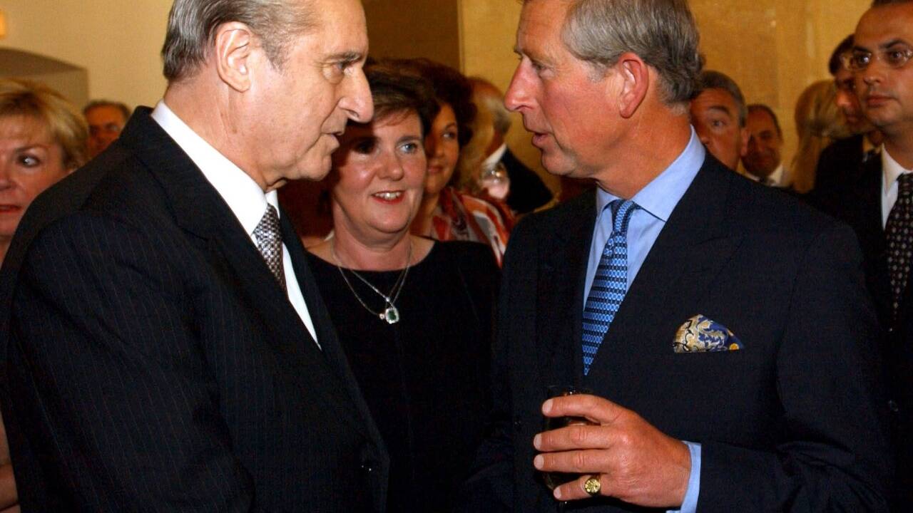 Der Prinz und die Präsidenten im Jahr 2003: Charles mit Bundespräsident Thomas Klestil und Festspielpräsidentin Helga Rabl-Stadler. 