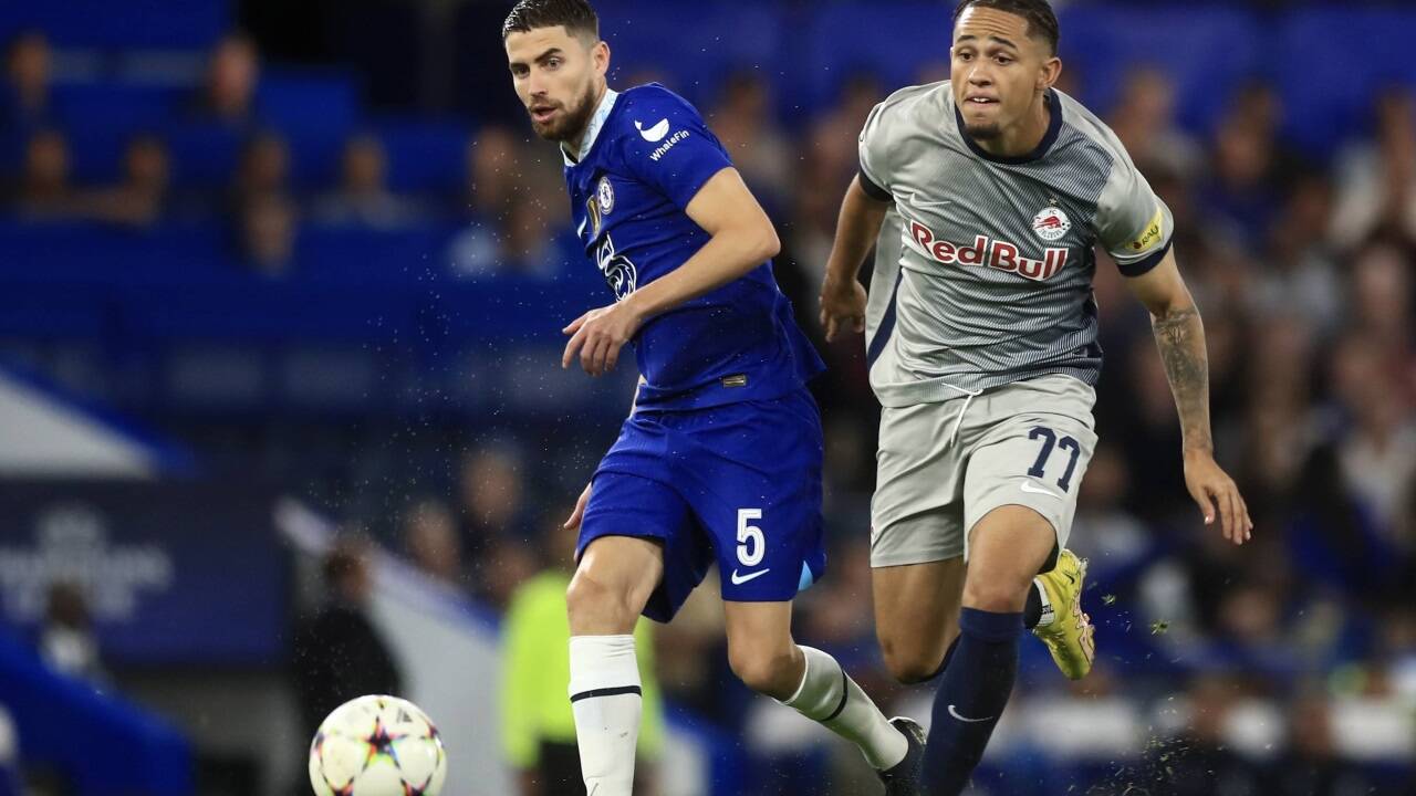 Noah Okafor (r.) erzielte den Ausgleich.  